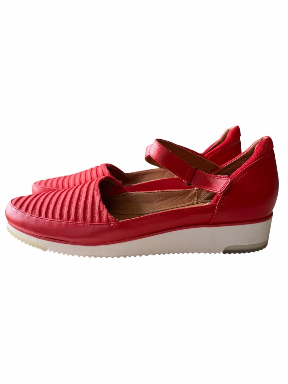 Baretraps Women's 9.5 Red‎ Harmony Mary Jane Slip-on Shoes S3